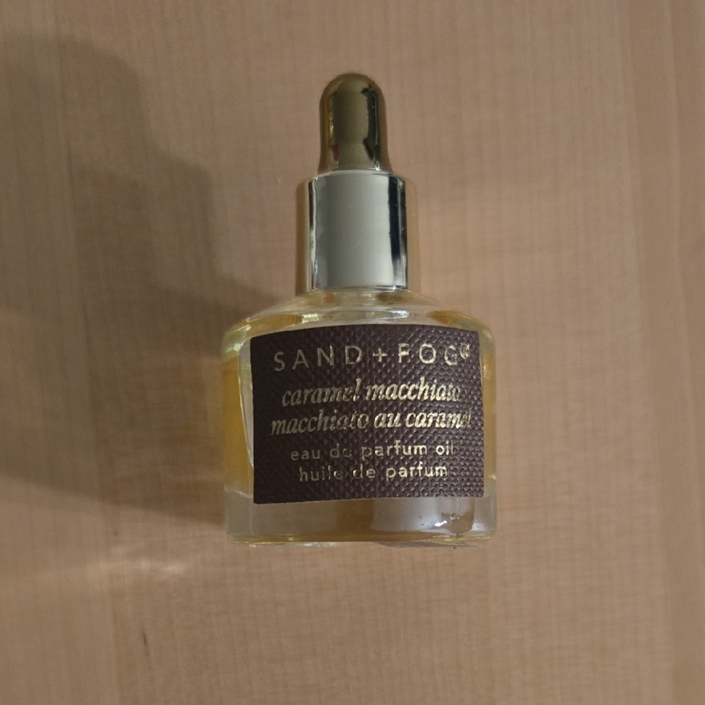 NWOT. Sand & Fog Caramel Macchiato Perfume Oil. 10ml